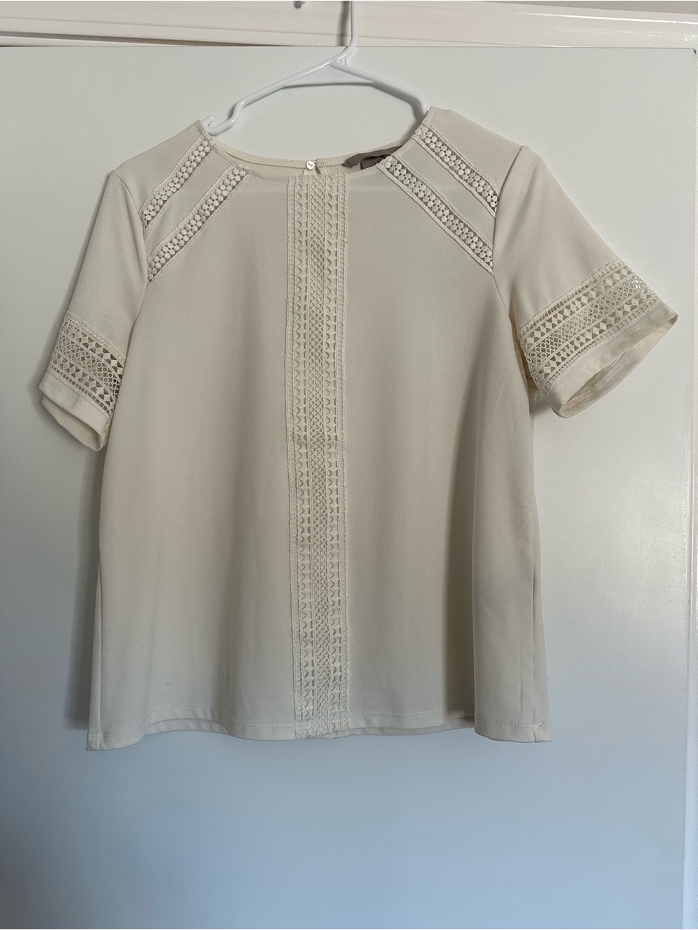 H&M Women's Cream Short-Sleeve Lace Inset Top